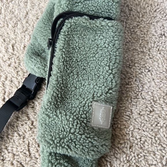 Free people movement Overachiever Teddy Sherpa Sling - Picture 2 of 6